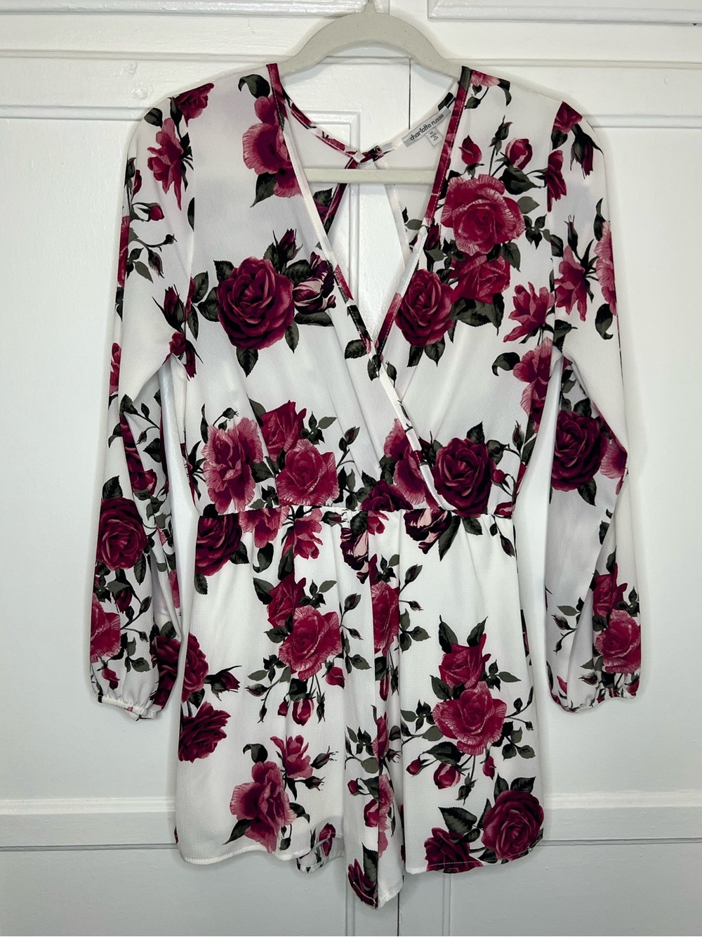 Charlotte Russe Y2K Women’s Floral Rose V-Neck Romper | M - EUC